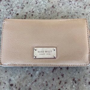 {Nine West} Wallet